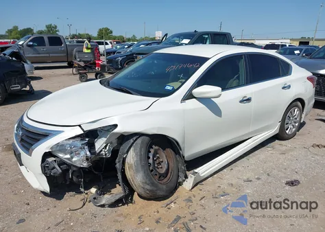 2013 Nissan Altima 2.5 S z USA, uszkodzony, nr VIN 1N4AL3AP0DN563945